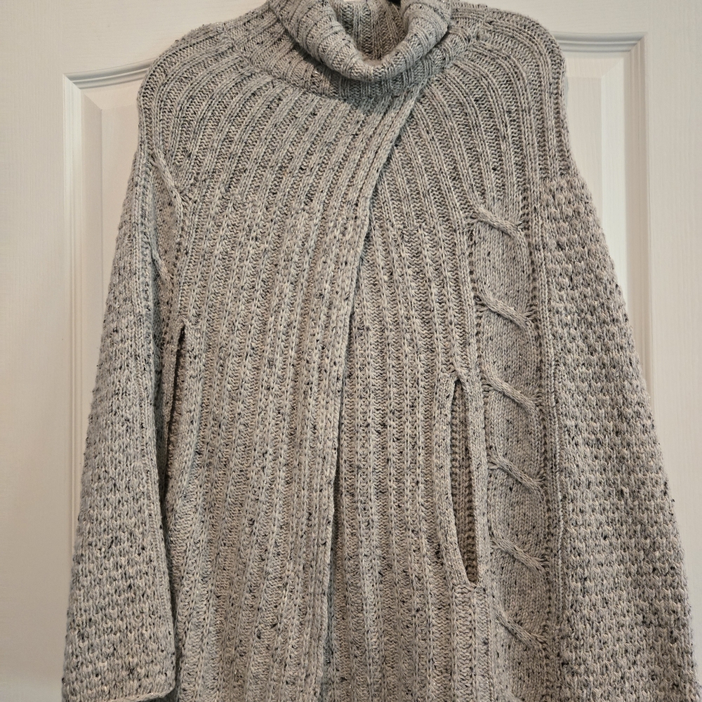 Cozy Light Gray Cable-Panel Turtleneck Sweater